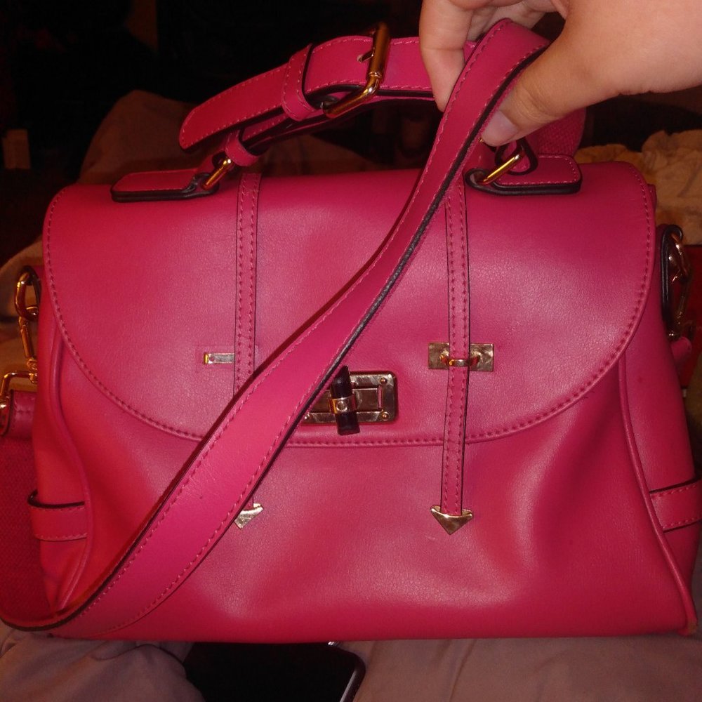 Getting rid of this purse withshoulder strap